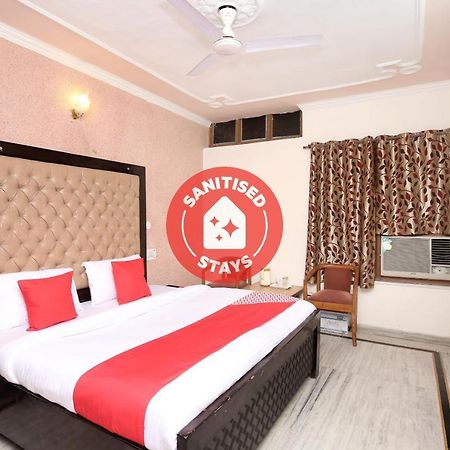 Hotel Amar Chandigarh Ngoại thất bức ảnh