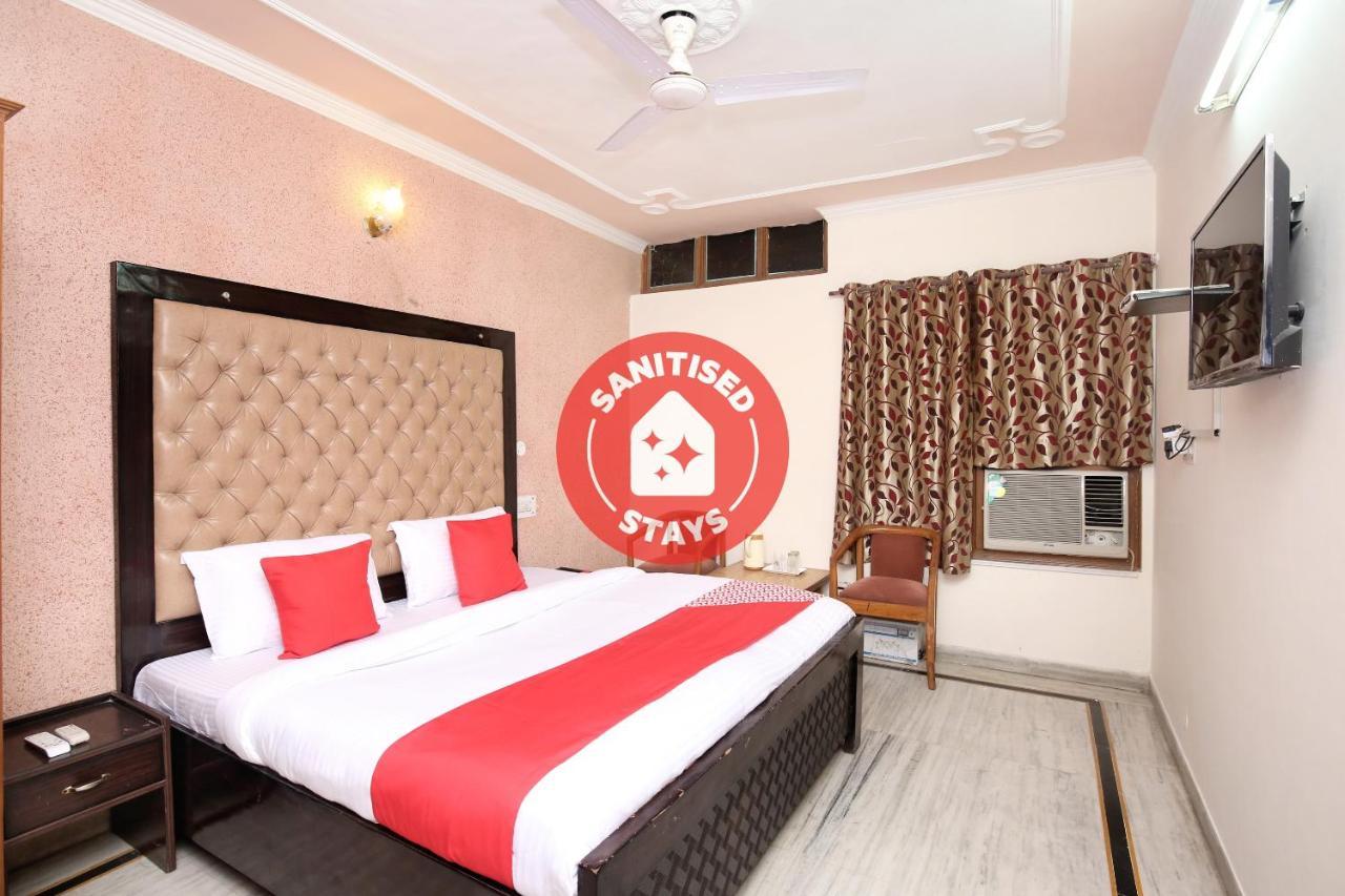 Hotel Amar Chandigarh Ngoại thất bức ảnh