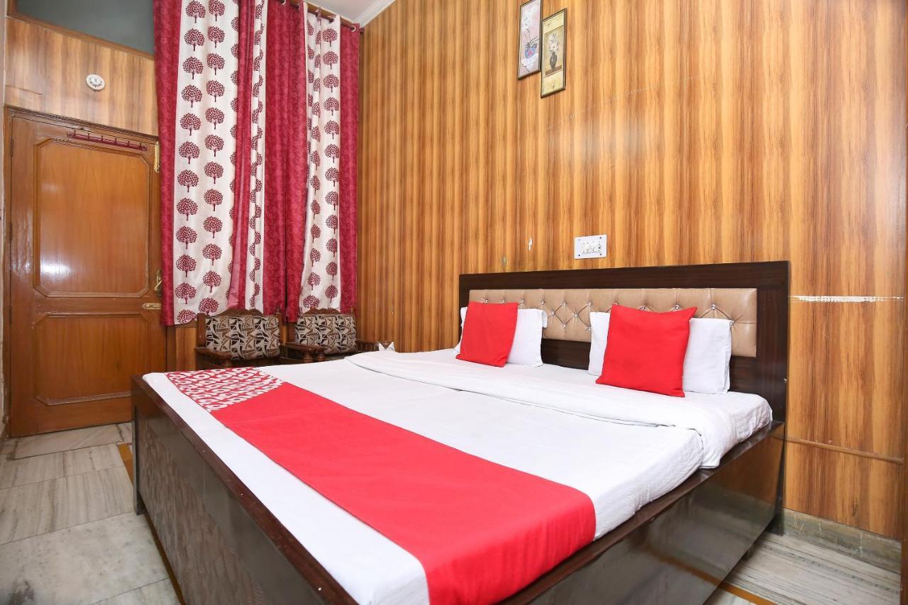 Hotel Amar Chandigarh Ngoại thất bức ảnh