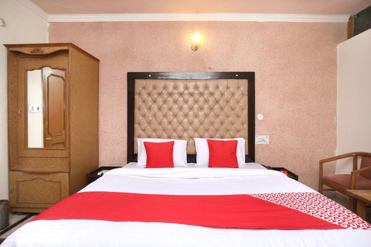 Hotel Amar Chandigarh Ngoại thất bức ảnh
