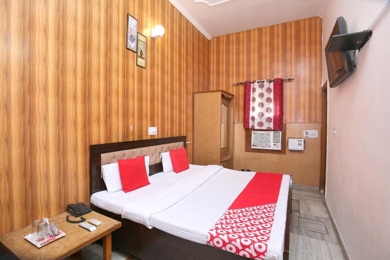 Hotel Amar Chandigarh Ngoại thất bức ảnh